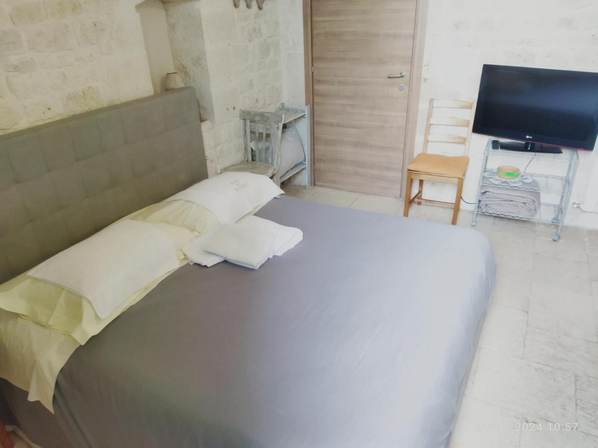 Bed and Breakfast Dimora Delle Badesse Конверсано Экстерьер фото